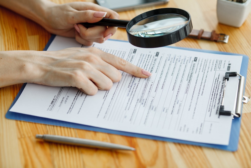 Prise en charge des frais de notaire lors de l'achat d'un bien immobilier : une analyse juridique