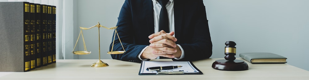 Les aspects juridiques incontournables lors de la reprise d'une entreprise