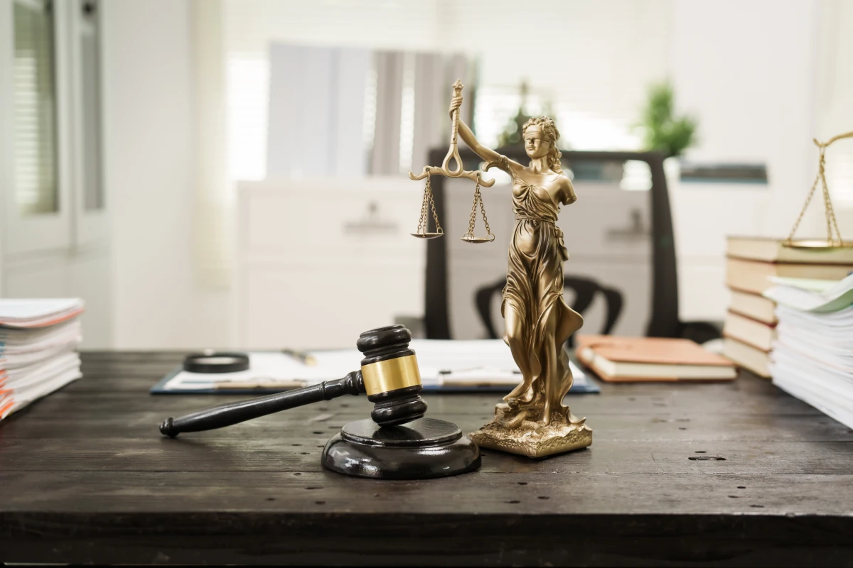 Responsabilité civile et pénale d'un site internet e-commerce